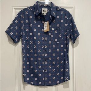 NWT Quiksilver Indigo Patterned Short Sleeve Shirt